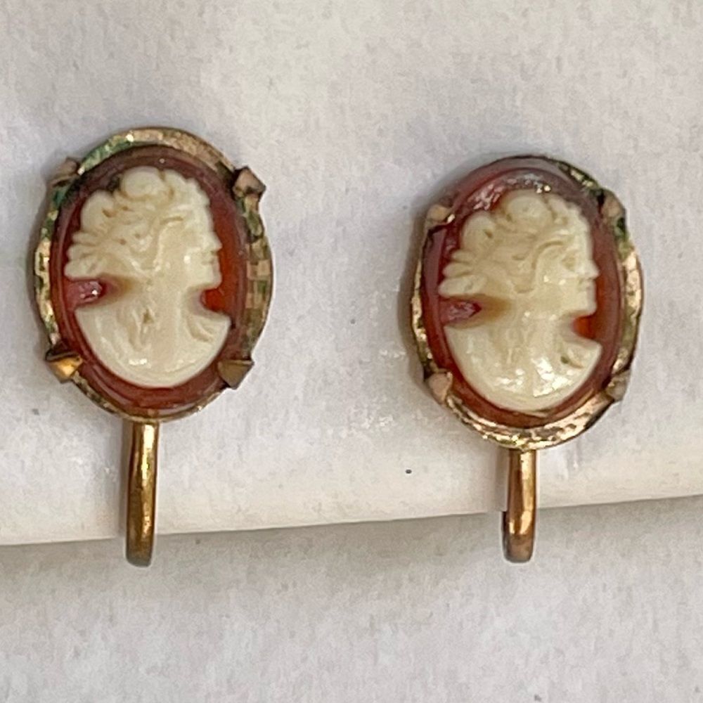 Vintage Celluloid Cameo Screw Back Copper Alloy Earrings - Picture 3 of 16